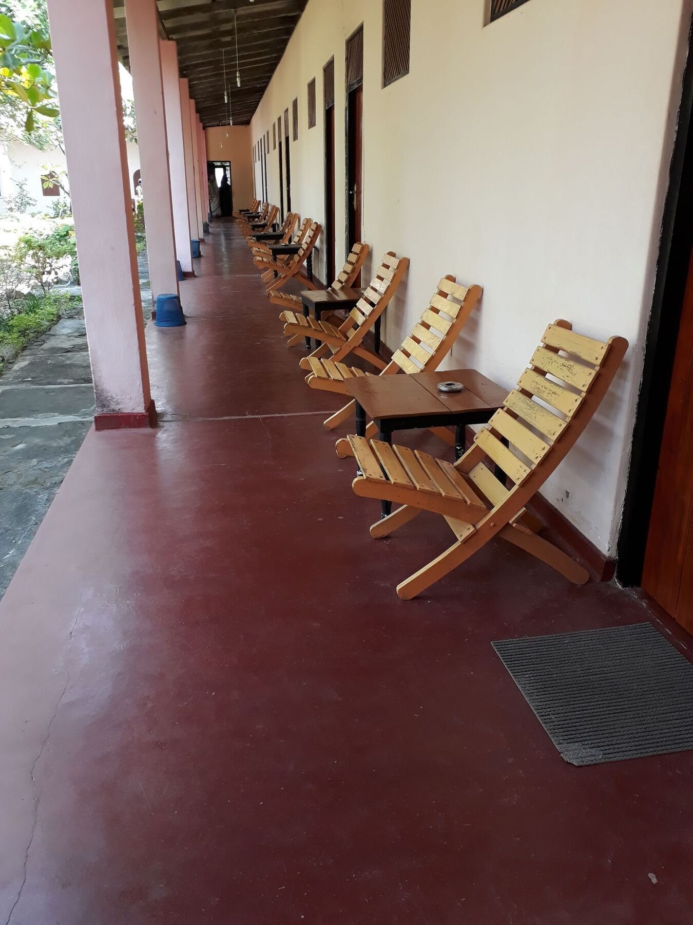 Shahira Hotel Nilaveli Exterior foto